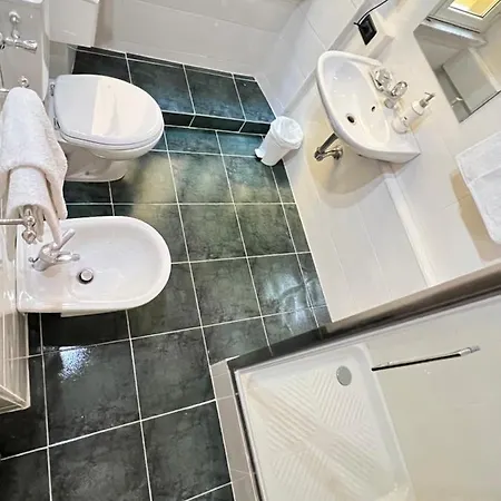 Bed and breakfast Biondi 4*